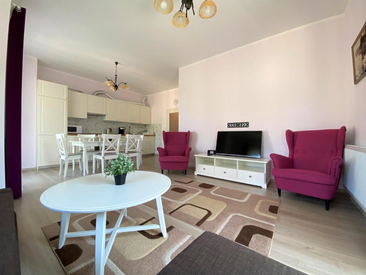 Apartment Azimuth マリアーンスケー・ラーズニェ エクステリア 写真
